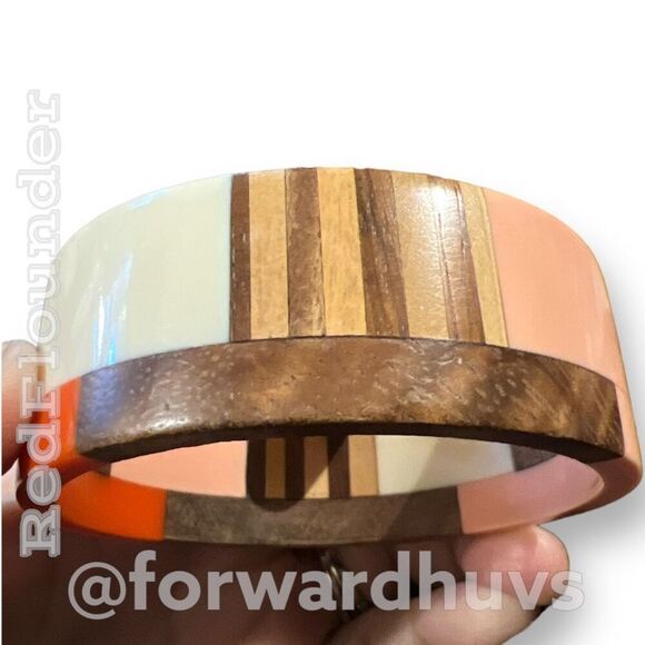 Vintage Style Bohemian Chunky Plastic and Wood Inlay Bracelet - Picture 4 of 7